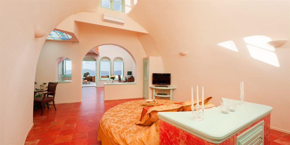 Santorini Luxury Villas Fira  Exterior photo